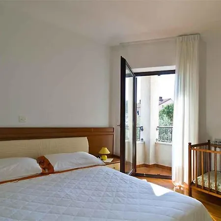 Apartment In - Istrien 33682 Pula