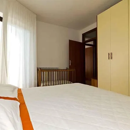 In - Istrien 33682 Apartment